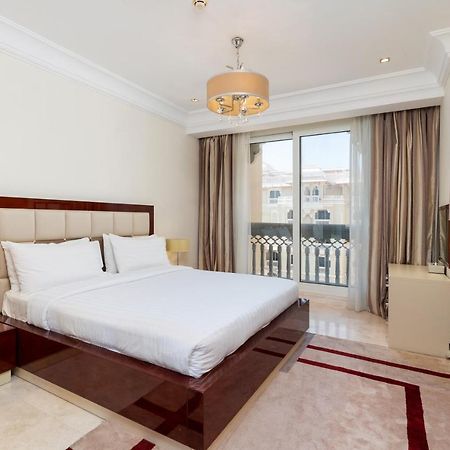 Royal Club By Rvhr, Grandeur Residence Crescent Palm Jumeirah 迪拜 外观 照片