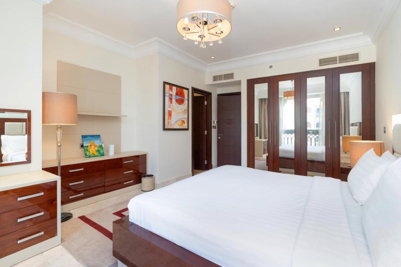 Royal Club By Rvhr, Grandeur Residence Crescent Palm Jumeirah 迪拜 外观 照片