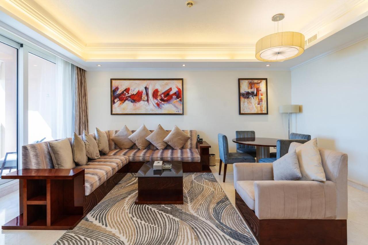 Royal Club By Rvhr, Grandeur Residence Crescent Palm Jumeirah 迪拜 外观 照片