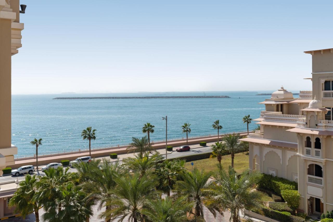 Royal Club By Rvhr, Grandeur Residence Crescent Palm Jumeirah 迪拜 外观 照片